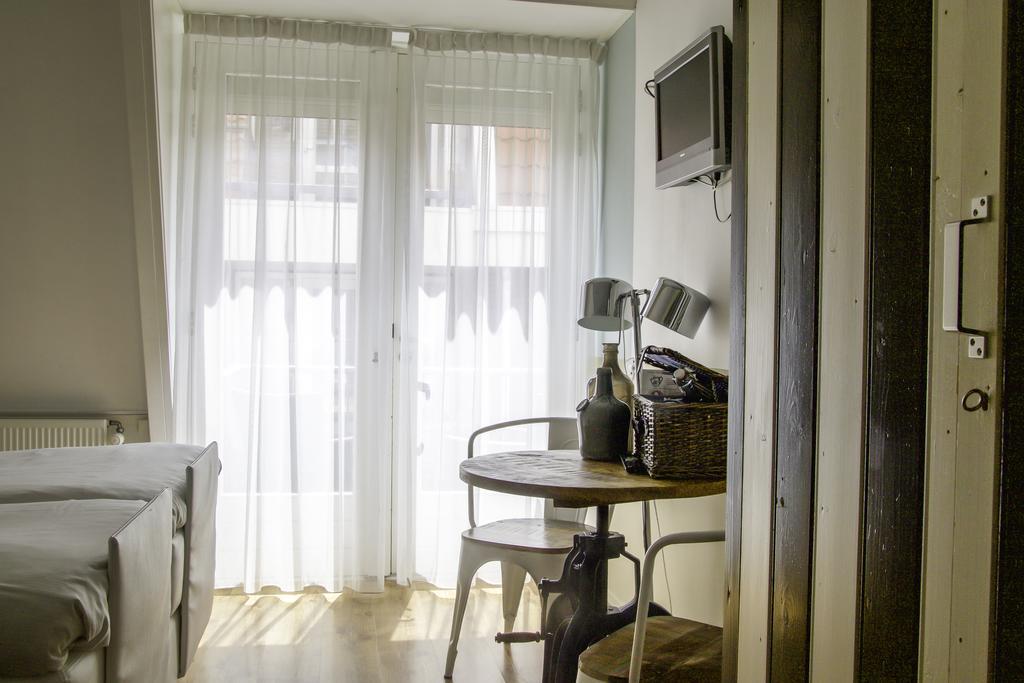 Hotel Pannenkoekhuis Vierwegen Domburg Bagian luar foto